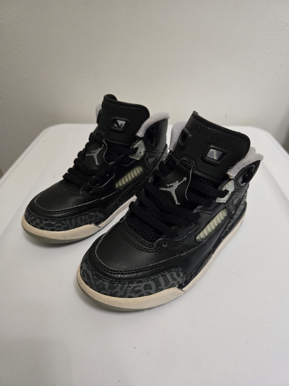 Jordan Kids' Black and Grey Elephant Print High-Top Sneakers Size 11.5C